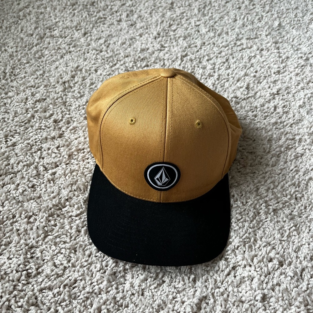Volcom Trucker Hat